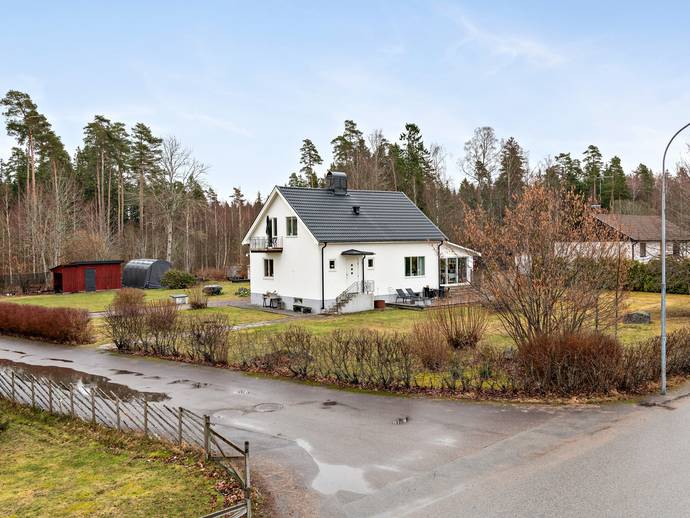 5 rok · 124 m² · Löpanäsvägen 51