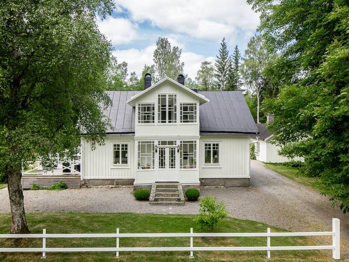 6 rok · 165 m² · Rössmåla 3