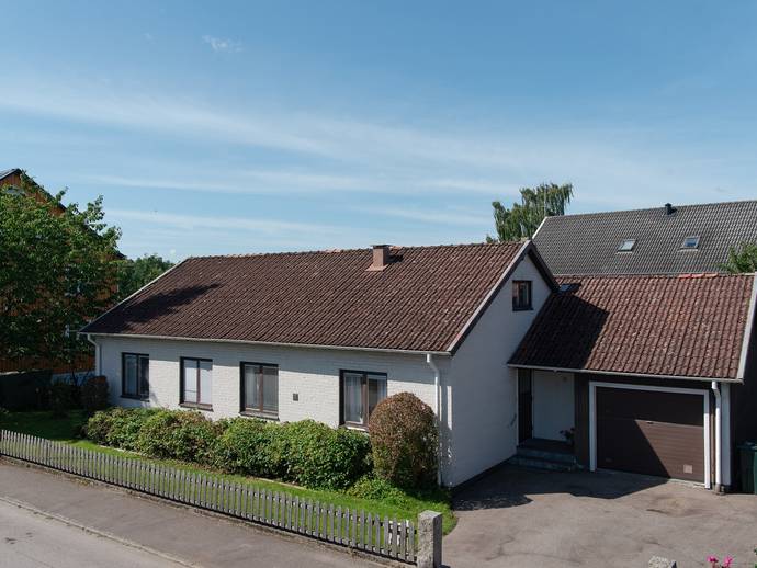 6 rok · 100 m² · Valhallagatan 32