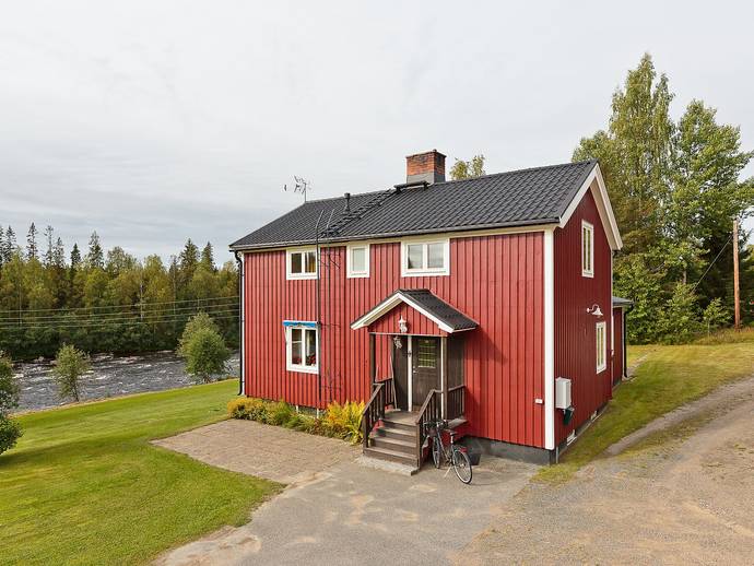 6 rok · 130 m² · Forsgatan 11