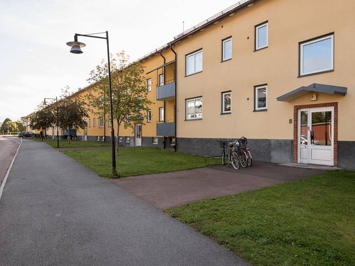 1 rok · 42,6 m² · Storgatan 13 D