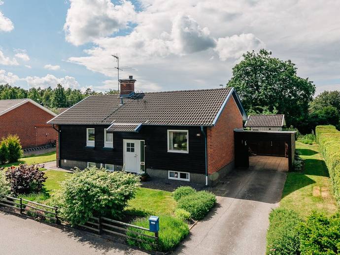 6 rok · 85 m² · Löparegatan 14
