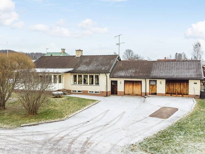 3 rok · 97 m² · Djura Åbrovägen 13