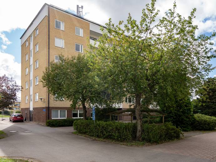 1 rok · 42,5 m² · Viktor Rydbergsgatan 40