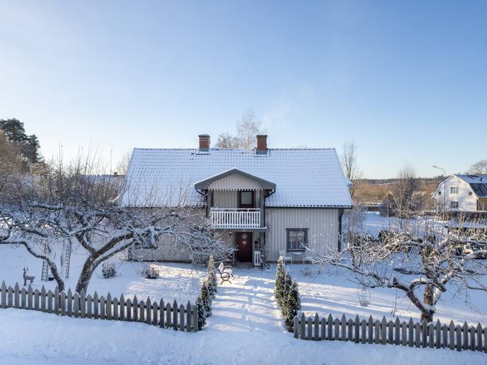5 rok · 153 m² · Docklidsvägen 10
