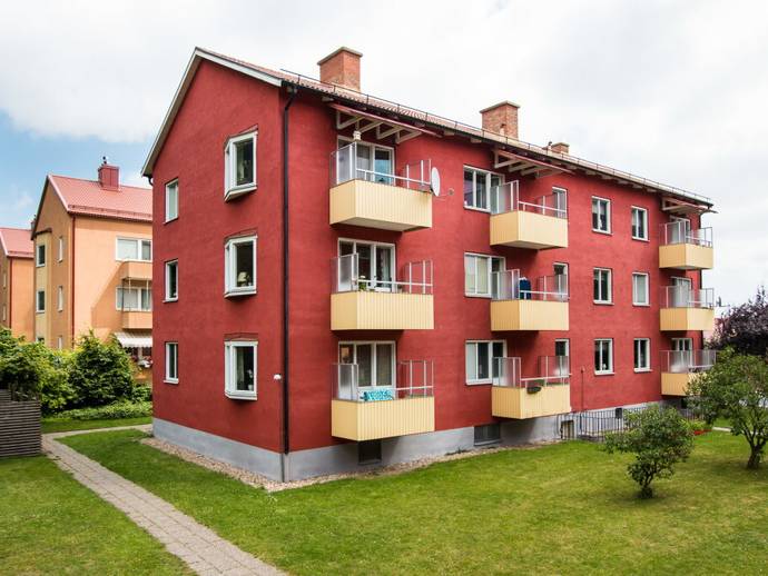 1 rok · 30 m² · Snapphanegatan 1 C