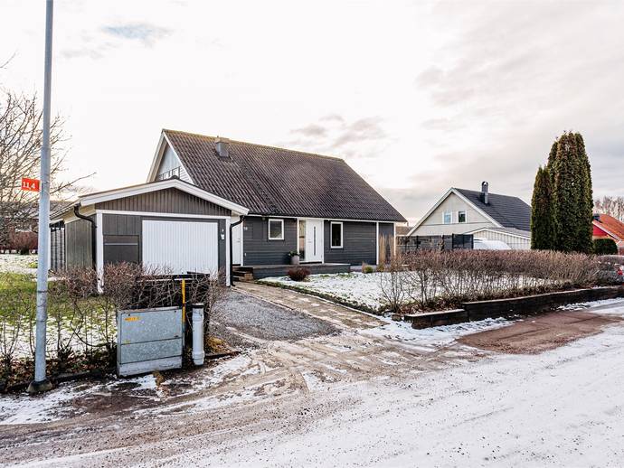 4 rok · 138 m² · Hugins väg 10